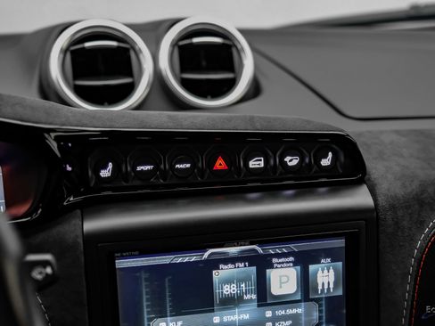 Used 2020 Lotus Evora RWD image 75