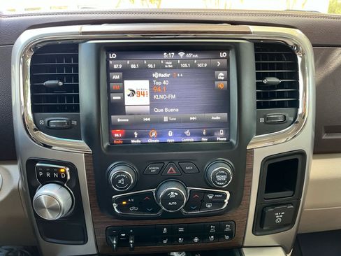 Used 2018 RAM 1500 Laramie w/ Convenience Group image 27