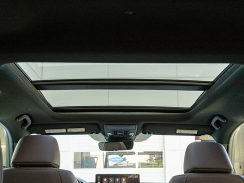 New 2026 Honda Pilot TrailSport image 15