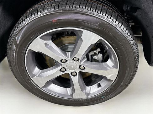 New 2026 Jeep Grand Cherokee L Limited image 27