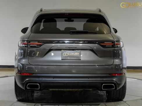 Used 2023 Porsche Cayenne Platinum Edition AWD/4WD image 11