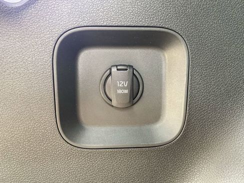 New 2026 Kia Sportage X-Line w/ X-Line Premium Package AWD/4WD image 18