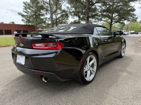 Used 2017 Chevrolet Camaro SS image 5