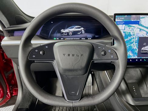 Used 2023 Tesla Model S Plaid image 11