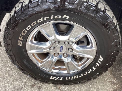 Used 2015 Ford F150 XLT w/ Equipment Group 301A Mid image 10