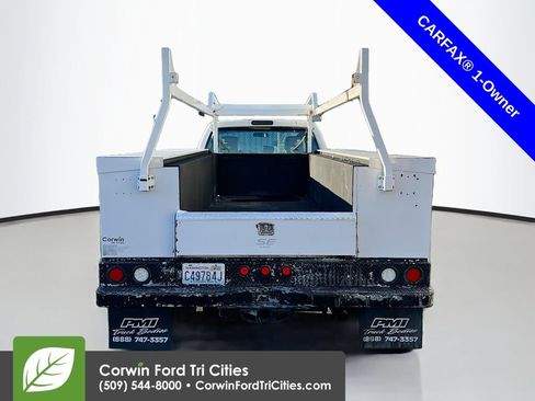 Used 2016 Ford F550 4x4 Regular Cab Super Duty image 13