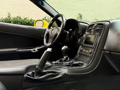 Used 2013 Chevrolet Corvette 427 w/ 1SB Preferred Equipment Group image 40