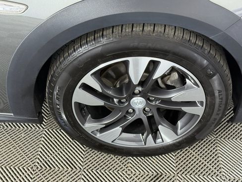 Used 2018 Buick Regal Preferred w/ Sights and Sounds Package image 11