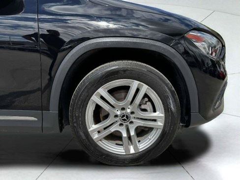 Used 2021 Mercedes-Benz GLA 250 4MATIC w/ Premium Package image 57