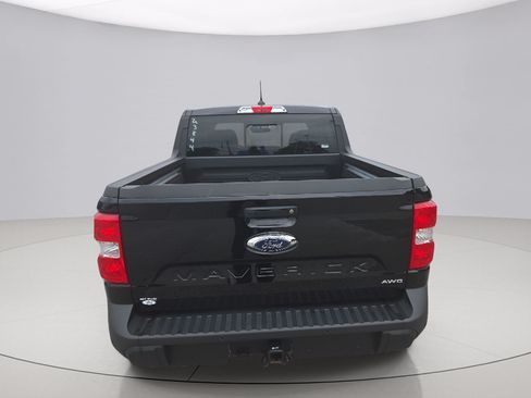 Used 2024 Ford Maverick Lariat AWD/4WD image 2