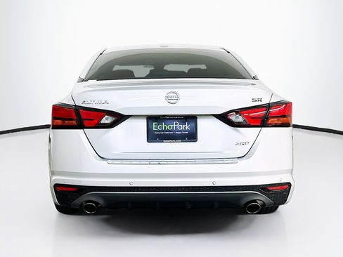 Used 2021 Nissan Altima 2.5 SR image 7