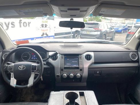 Used 2016 Toyota Tundra SR5 AWD/4WD image 16