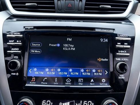 Used 2017 Nissan Murano SV image 15