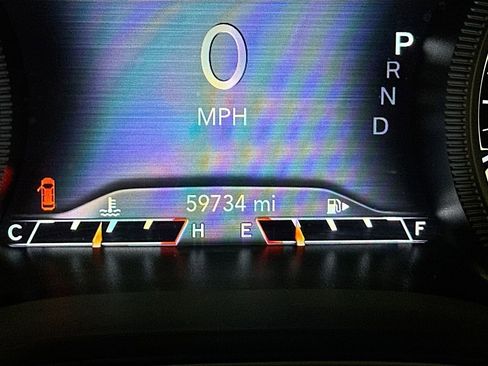 Used 2019 Jeep Cherokee Trailhawk w/ Cold Weather Group image 13