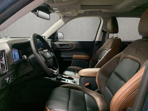 New 2026 Ford Bronco Sport Outer Banks w/ Outer Banks Tech Package+ AWD/4WD image 9