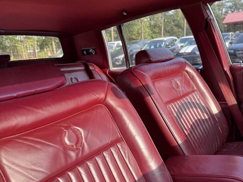 Used 1989 Cadillac Brougham image 28