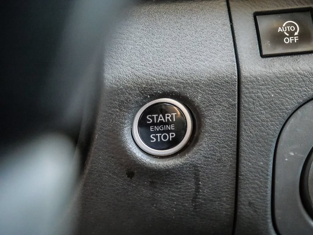 Used 2025 Nissan Frontier SV w/ SV Convenience Package AWD/4WD image 32