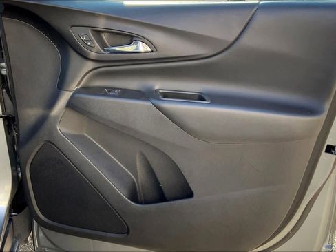 Used 2024 Chevrolet Equinox LT image 21