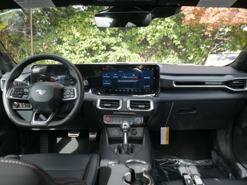 New 2025 Ford Mustang Premium image 8