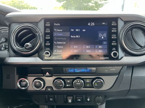 Used 2023 Toyota Tacoma TRD Sport AWD/4WD image 18