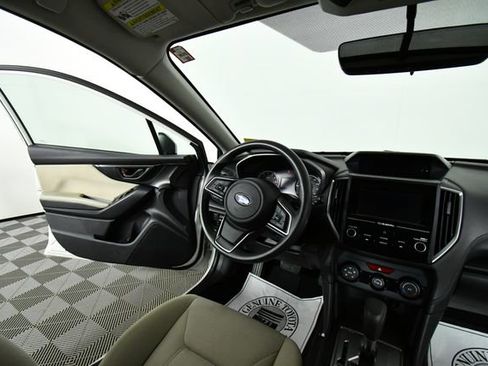 Used 2018 Subaru Impreza 2.0i Premium image 19