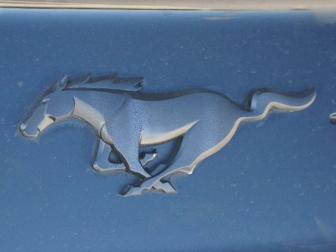 Used 2020 Ford Mustang Premium image 17