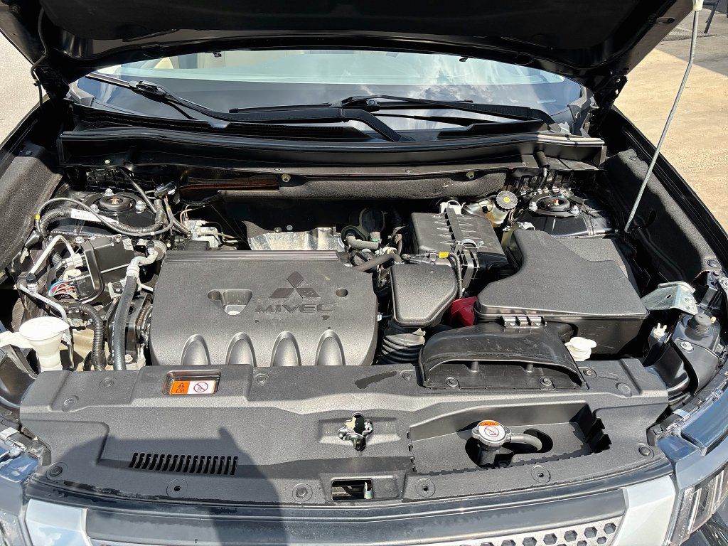 Used 2019 Mitsubishi Outlander SEL FWD image 30