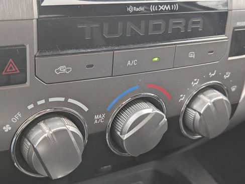 Used 2014 Toyota Tundra SR5 image 13