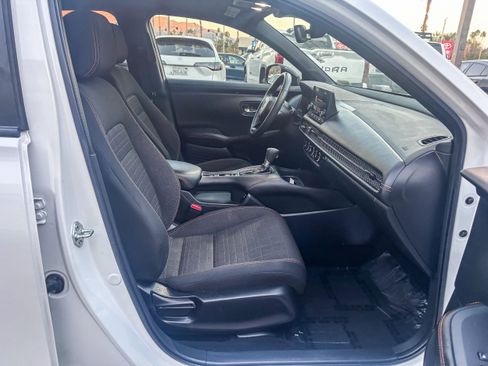 Certified 2024 Honda HR-V Sport image 19