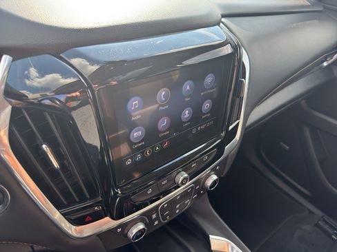 Used 2020 Chevrolet Traverse Premier w/ Redline Edition image 18