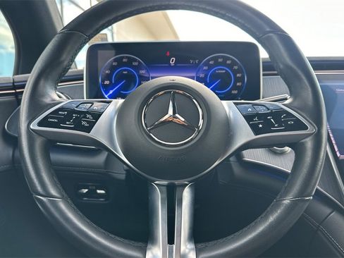 Used 2023 Mercedes-Benz EQE 500 4MATIC Sedan w/ AMG Line Exterior Package image 27