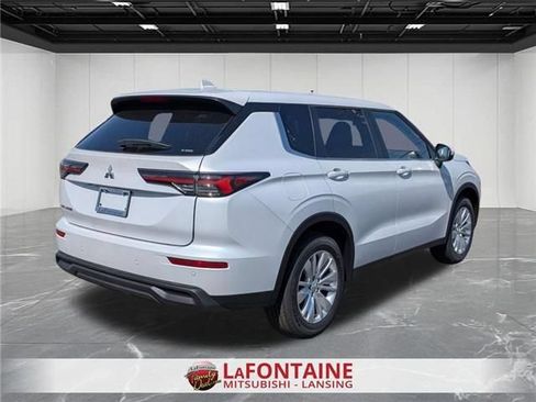 New 2026 Mitsubishi Outlander ES AWD/4WD image 5