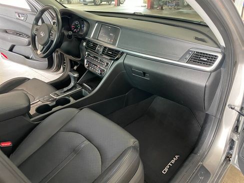 Used 2016 Kia Optima EX w/ Premium Package FWD image 21