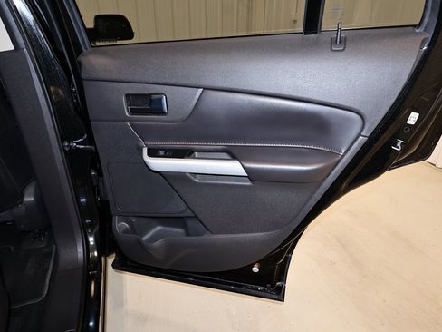 Used 2014 Ford Edge Limited w/ Equipment Group 301A image 18