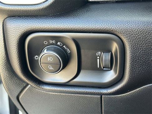 Used 2024 RAM 2500 Big Horn image 16