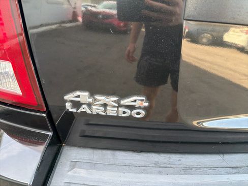 Used 2009 Jeep Grand Cherokee Laredo image 9