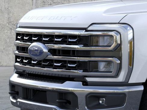 New 2025 Ford F250 Lariat w/ Lariat Ultimate Package image 17
