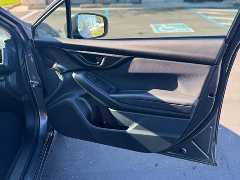 Used 2018 Subaru Impreza 2.0i image 11