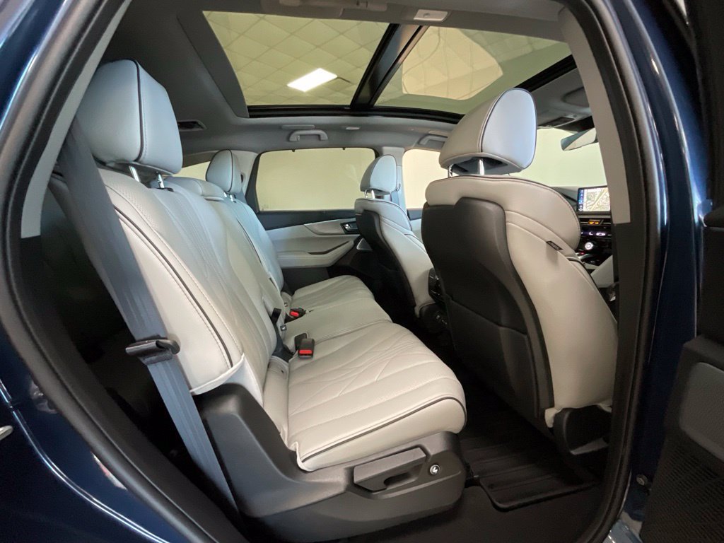 Used 2026 Acura MDX w/ Advance Package AWD/4WD image 23