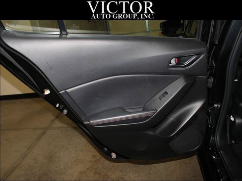 Used 2014 MAZDA MAZDA3 s Grand Touring FWD image 28