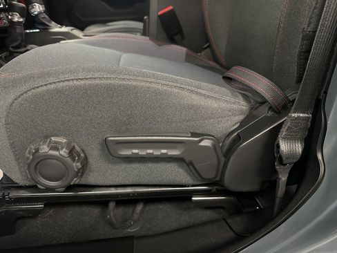 Used 2024 Jeep Wrangler Unlimited Rubicon w/ Convenience Group image 16