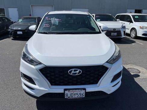 Used 2019 Hyundai Tucson SE AWD/4WD image 2