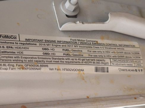 Used 2017 Ford F550 2WD Regular Cab Super Duty image 20