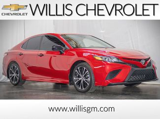 Used 2020 Toyota Camry SE video 1