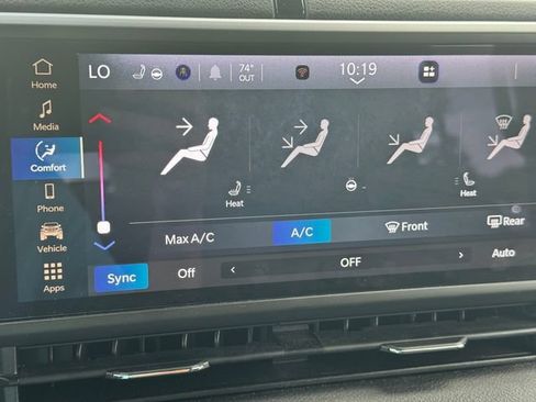 Used 2025 Jeep Wrangler Unlimited Sport AWD/4WD image 29