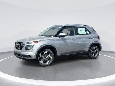 New 2026 Hyundai Venue SEL FWD image 1