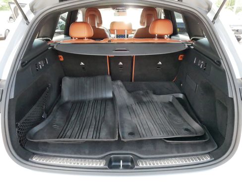 Used 2023 Mercedes-Benz GLC 300 4MATIC image 18