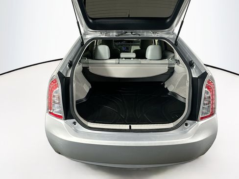Used 2015 Toyota Prius Four FWD image 26