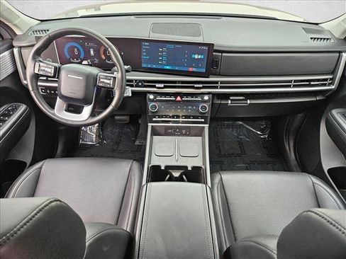 Used 2025 Hyundai Santa Fe SEL FWD image 23
