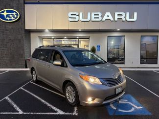 Used 2017 Toyota Sienna XLE video 1